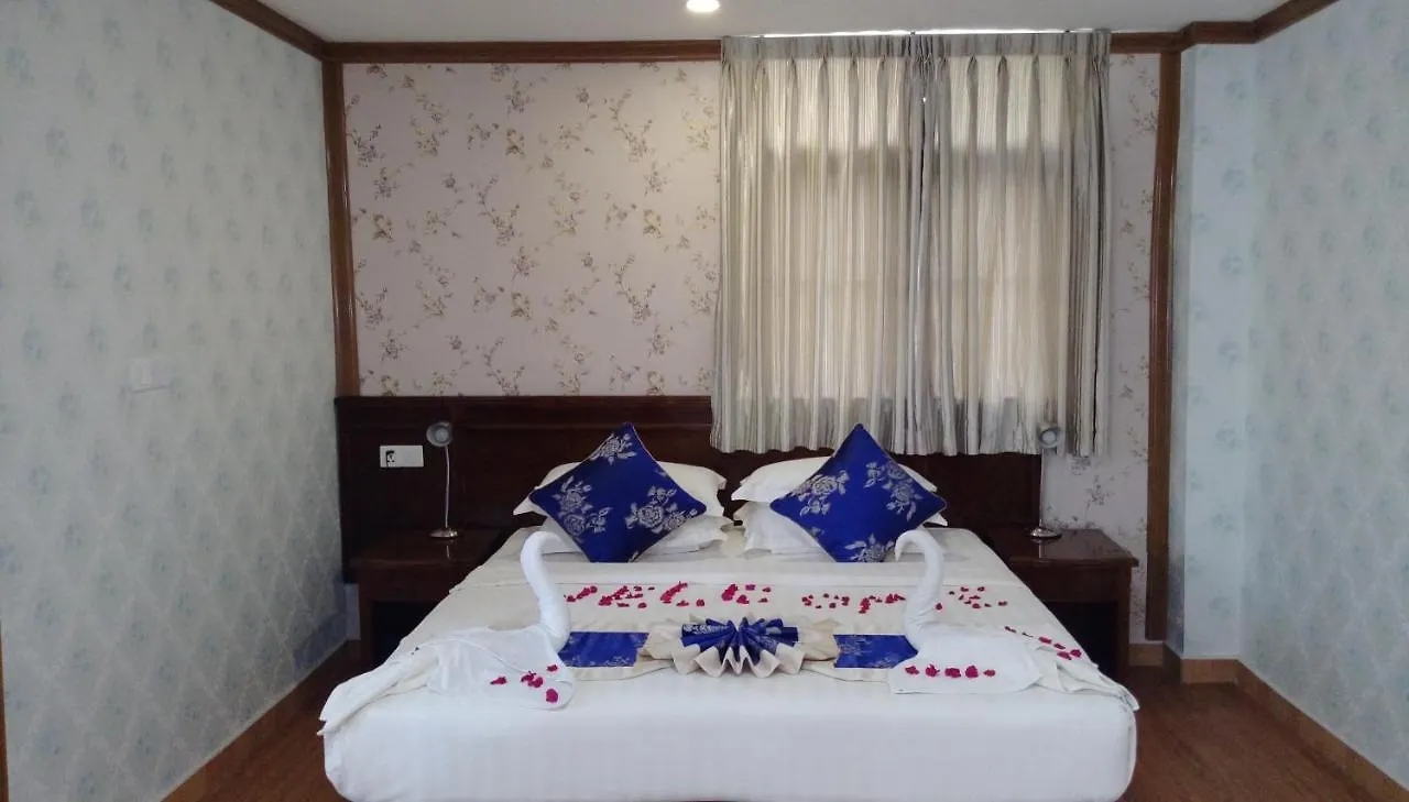 ***  Myanmar Sport Hotel Yangón Birmania